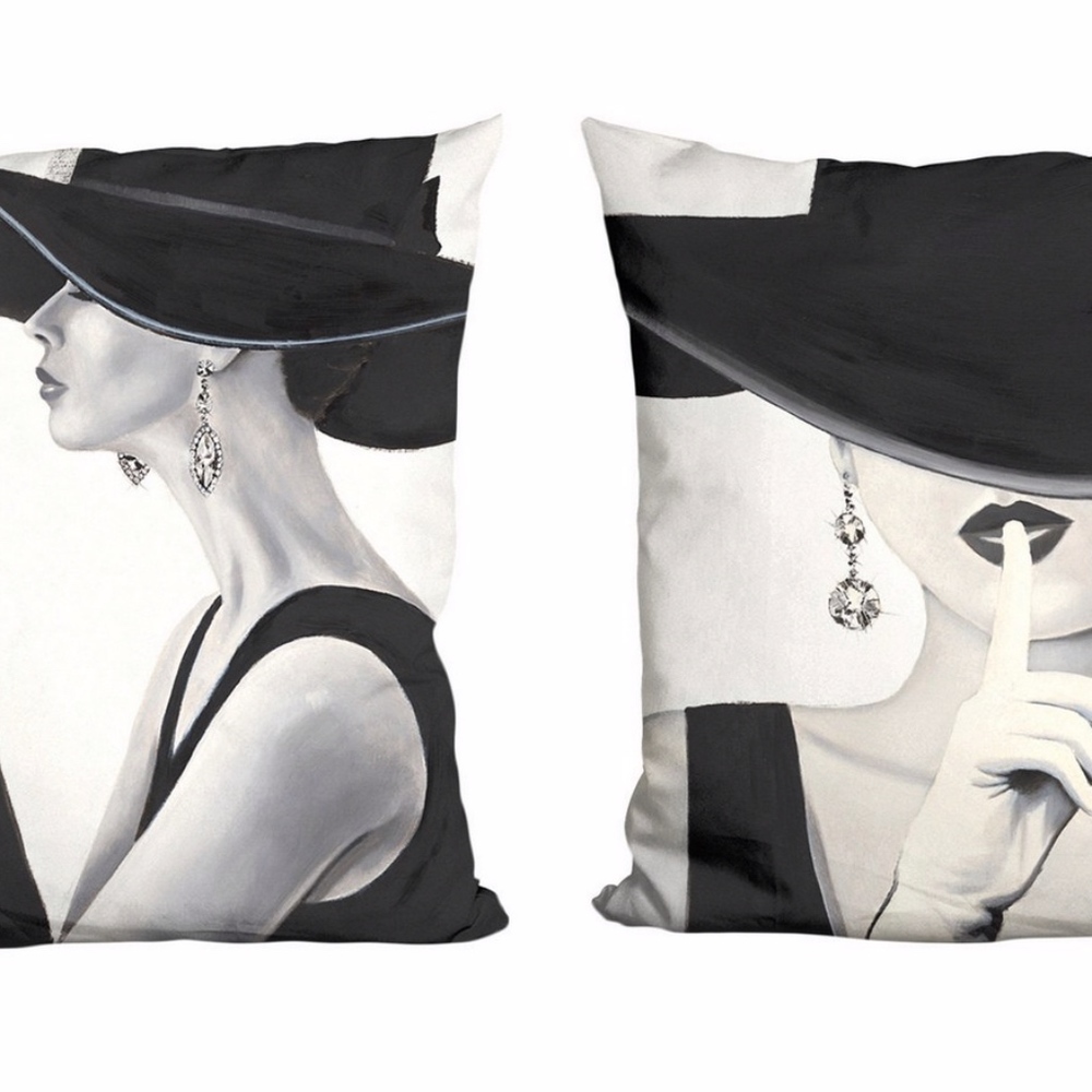 Set of 2 beautiful Women Pillow cushion Deco Art